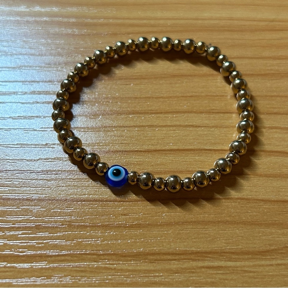 Stainless Steel Gold Beaded Stretch Bracelet w/ Evil Eye 🧿 - Picture 5 of 6